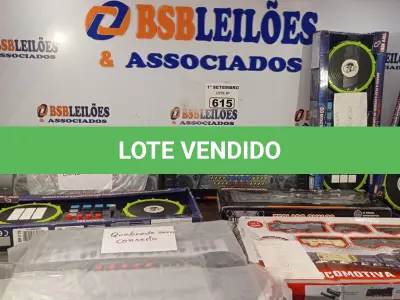 LOTE 615 - 01 LOTE COM VÁRIOS TECLADOS DE BRINQUEDO. (NO ESTADO) ATENÇÃO! FAZER A VISITAÇÃO ANTES DE ARREMATAR, NÃO SABEMOS SE FUNCIONA. LEILÃO NÃO TEM GARANTIA E NEM DEVOLUÇÃO, SUJEITO A POSSÍVEIS AVARIAS VISÍVEIS/OCULTAS E/OU AUSÊNCIA DE COMPONENTES.