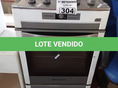 LOTE 304 - 01 FOGÃO A GÁS 04 BOCAS MARCA BRASTEMP. (NO ESTADO) ATENÇÃO! FAZER A VISITAÇÃO ANTES DE ARREMATAR, NÃO SABEMOS SE FUNCIONA. LEILÃO NÃO TEM GARANTIA E NEM DEVOLUÇÃO, SUJEITO A POSSÍVEIS AVARIAS VISÍVEIS/OCULTAS E/OU AUSÊNCIA DE COMPONENTES.