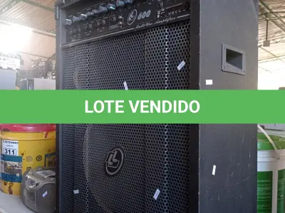 LOTE 308 - 01 CAIXA DE SOM AMPLIFICADA SEM OS ALTO-FALANTES. (NO ESTADO) ATENÇÃO! FAZER A VISITAÇÃO ANTES DE ARREMATAR, NÃO SABEMOS SE FUNCIONA. LEILÃO NÃO TEM GARANTIA E NEM DEVOLUÇÃO, SUJEITO A POSSÍVEIS AVARIAS VISÍVEIS/OCULTAS E/OU AUSÊNCIA DE COMPONENTES.