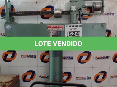 LOTE 524 - 01 BALANÇA MARCA FILIZOLA CAPACIDADE 200KG. (NO ESTADO) ATENÇÃO! FAZER A VISITAÇÃO ANTES DE ARREMATAR, NÃO SABEMOS SE FUNCIONA. LEILÃO NÃO TEM GARANTIA E NEM DEVOLUÇÃO, SUJEITO A POSSÍVEIS AVARIAS VISÍVEIS/OCULTAS E/OU AUSÊNCIA DE COMPONENTES.
