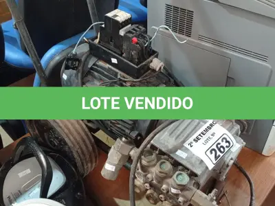 LOTE 263 - 01 LAVADORA DE ALTA PRESSÃO INDUSTRIAL. (NO ESTADO) ATENÇÃO! FAZER A VISITAÇÃO ANTES DE ARREMATAR, NÃO SABEMOS SE FUNCIONA. LEILÃO NÃO TEM GARANTIA E NEM DEVOLUÇÃO, SUJEITO A POSSÍVEIS AVARIAS VISÍVEIS/OCULTAS E/OU AUSÊNCIA DE COMPONENTES.