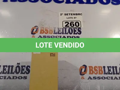 LOTE 260 - 01 CELULAR REDMI. (NO ESTADO) ATENÇÃO! FAZER A VISITAÇÃO ANTES DE ARREMATAR, NÃO SABEMOS SE FUNCIONA. LEILÃO NÃO TEM GARANTIA E NEM DEVOLUÇÃO, SUJEITO A POSSÍVEIS AVARIAS VISÍVEIS/OCULTAS E/OU AUSÊNCIA DE COMPONENTES.