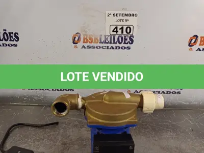 LOTE 410 - 01 BOMBA D’AGUA PARA BANHEIRA DE HIDROMASSAGEM. (NO ESTADO) ATENÇÃO! FAZER A VISITAÇÃO ANTES DE ARREMATAR, NÃO SABEMOS SE FUNCIONA. LEILÃO NÃO TEM GARANTIA E NEM DEVOLUÇÃO, SUJEITO A POSSÍVEIS AVARIAS VISÍVEIS/OCULTAS E/OU AUSÊNCIA DE COMPONENTES.