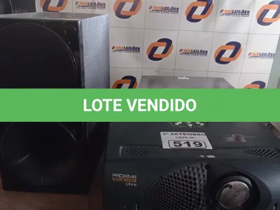 LOTE 519 - 03 PROJETORES MULTIMIDIA MARCAS E MODELOS DIVERSOS E 01 SUBWOOFER. (NO ESTADO) ATENÇÃO! FAZER A VISITAÇÃO ANTES DE ARREMATAR, NÃO SABEMOS SE FUNCIONA. LEILÃO NÃO TEM GARANTIA E NEM DEVOLUÇÃO, SUJEITO A POSSÍVEIS AVARIAS VISÍVEIS/OCULTAS E/OU AUSÊNCIA DE COMPONENTES.