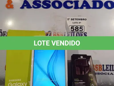 LOTE 585 - 01 SAMSUNG GALAXY TAB-E E 01 CARREGADOR MOTOROLA. (NO ESTADO) ATENÇÃO! FAZER A VISITAÇÃO ANTES DE ARREMATAR, NÃO SABEMOS SE FUNCIONA. LEILÃO NÃO TEM GARANTIA E NEM DEVOLUÇÃO, SUJEITO A POSSÍVEIS AVARIAS VISÍVEIS/OCULTAS E/OU AUSÊNCIA DE COMPONENTES.