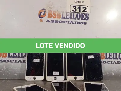 LOTE 312 - 06 CELULARES MARCAS IPHONE MODELOS DIVERSOS PARA RETIRADA DE PEÇAS. (NO ESTADO) ATENÇÃO! FAZER A VISITAÇÃO ANTES DE ARREMATAR, NÃO SABEMOS SE FUNCIONA. LEILÃO NÃO TEM GARANTIA E NEM DEVOLUÇÃO, SUJEITO A POSSÍVEIS AVARIAS VISÍVEIS/OCULTAS E/OU AUSÊNCIA DE COMPONENTES.