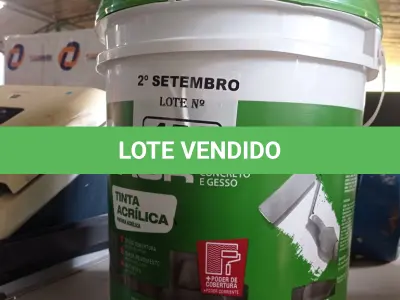 LOTE 450 - 01 BALDE DE TINTA ACRÍLICA 18L NA COR CONCRETO FOSCO. (NO ESTADO) ATENÇÃO! FAZER A VISITAÇÃO ANTES DE ARREMATAR, NÃO SABEMOS SE FUNCIONA. LEILÃO NÃO TEM GARANTIA E NEM DEVOLUÇÃO, SUJEITO A POSSÍVEIS AVARIAS VISÍVEIS/OCULTAS E/OU AUSÊNCIA DE COMPONENTES.