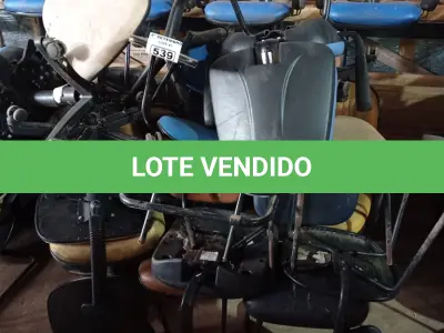 LOTE 539 - 01 LOTE COM VÁRIAS CADEIRAS DE ESCRITÓRIO MARCAS E MODELOS DIVERSOS. (NO ESTADO) ATENÇÃO! FAZER A VISITAÇÃO ANTES DE ARREMATAR, NÃO SABEMOS SE FUNCIONA. LEILÃO NÃO TEM GARANTIA E NEM DEVOLUÇÃO, SUJEITO A POSSÍVEIS AVARIAS VISÍVEIS/OCULTAS E/OU AUSÊNCIA DE COMPONENTES.