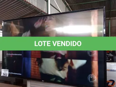LOTE 562 - 01 TV LG 49” POL COM AVARIAS. (NO ESTADO) ATENÇÃO! FAZER A VISITAÇÃO ANTES DE ARREMATAR, NÃO SABEMOS SE FUNCIONA. LEILÃO NÃO TEM GARANTIA E NEM DEVOLUÇÃO, SUJEITO A POSSÍVEIS AVARIAS VISÍVEIS/OCULTAS E/OU AUSÊNCIA DE COMPONENTES.