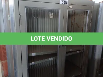 LOTE 558 - 01 ARMÁRIO EM AÇO COM AVARIAS. (NO ESTADO) ATENÇÃO! FAZER A VISITAÇÃO ANTES DE ARREMATAR, NÃO SABEMOS SE FUNCIONA. LEILÃO NÃO TEM GARANTIA E NEM DEVOLUÇÃO, SUJEITO A POSSÍVEIS AVARIAS VISÍVEIS/OCULTAS E/OU AUSÊNCIA DE COMPONENTES.