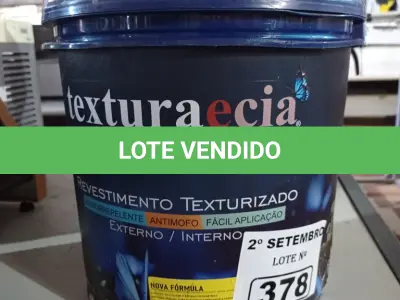 LOTE 378 - 01 BALDE DE REVESTIMENTO TEXTURIZADO INTERIORES/EXTERIORES NA COR BRANCO BASE. (NO ESTADO) ATENÇÃO! FAZER A VISITAÇÃO ANTES DE ARREMATAR, NÃO SABEMOS SE FUNCIONA. LEILÃO NÃO TEM GARANTIA E NEM DEVOLUÇÃO, SUJEITO A POSSÍVEIS AVARIAS VISÍVEIS/OCULTAS E/OU AUSÊNCIA DE COMPONENTES.