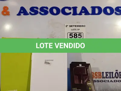 LOTE 585 - 01 SAMSUNG GALAXY TAB-E E 01 CARREGADOR MOTOROLA. (NO ESTADO) ATENÇÃO! FAZER A VISITAÇÃO ANTES DE ARREMATAR, NÃO SABEMOS SE FUNCIONA. LEILÃO NÃO TEM GARANTIA E NEM DEVOLUÇÃO, SUJEITO A POSSÍVEIS AVARIAS VISÍVEIS/OCULTAS E/OU AUSÊNCIA DE COMPONENTES.