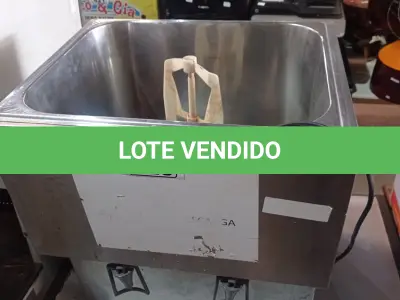 LOTE 425 - 01 REFRESQUEIRA EM INOX INCOMPLETA. (NO ESTADO) ATENÇÃO! FAZER A VISITAÇÃO ANTES DE ARREMATAR, NÃO SABEMOS SE FUNCIONA. LEILÃO NÃO TEM GARANTIA E NEM DEVOLUÇÃO, SUJEITO A POSSÍVEIS AVARIAS VISÍVEIS/OCULTAS E/OU AUSÊNCIA DE COMPONENTES.