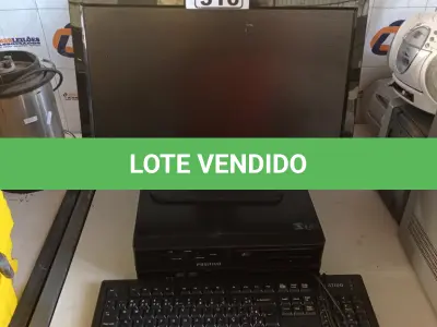 LOTE 316 - 01 CPU, 01 MONITOR E 01 TECLADO. (NO ESTADO) ATENÇÃO! FAZER A VISITAÇÃO ANTES DE ARREMATAR, NÃO SABEMOS SE FUNCIONA. LEILÃO NÃO TEM GARANTIA E NEM DEVOLUÇÃO, SUJEITO A POSSÍVEIS AVARIAS VISÍVEIS/OCULTAS E/OU AUSÊNCIA DE COMPONENTES.