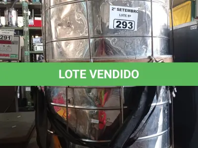 LOTE 293 - 02 INSTRUMENTOS MUSICAIS. (NO ESTADO) ATENÇÃO! FAZER A VISITAÇÃO ANTES DE ARREMATAR, NÃO SABEMOS SE FUNCIONA. LEILÃO NÃO TEM GARANTIA E NEM DEVOLUÇÃO, SUJEITO A POSSÍVEIS AVARIAS VISÍVEIS/OCULTAS E/OU AUSÊNCIA DE COMPONENTES.