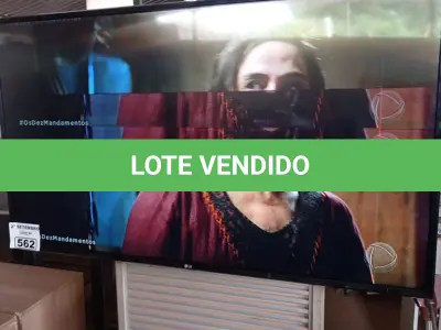 LOTE 562 - 01 TV LG 49” POL COM AVARIAS. (NO ESTADO) ATENÇÃO! FAZER A VISITAÇÃO ANTES DE ARREMATAR, NÃO SABEMOS SE FUNCIONA. LEILÃO NÃO TEM GARANTIA E NEM DEVOLUÇÃO, SUJEITO A POSSÍVEIS AVARIAS VISÍVEIS/OCULTAS E/OU AUSÊNCIA DE COMPONENTES.