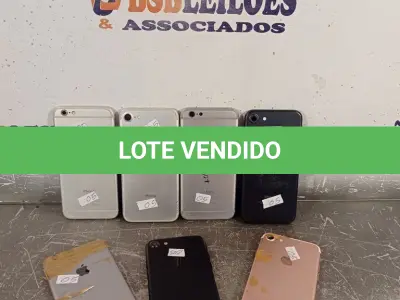 LOTE 312 - 06 CELULARES MARCAS IPHONE MODELOS DIVERSOS PARA RETIRADA DE PEÇAS. (NO ESTADO) ATENÇÃO! FAZER A VISITAÇÃO ANTES DE ARREMATAR, NÃO SABEMOS SE FUNCIONA. LEILÃO NÃO TEM GARANTIA E NEM DEVOLUÇÃO, SUJEITO A POSSÍVEIS AVARIAS VISÍVEIS/OCULTAS E/OU AUSÊNCIA DE COMPONENTES.