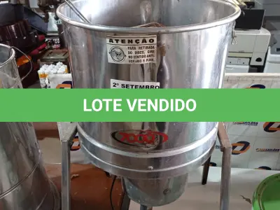 LOTE 429 - (NO ESTADO) ATENÇÃO! FAZER A VISITAÇÃO ANTES DE ARREMATAR, NÃO SABEMOS SE FUNCIONA. LEILÃO NÃO TEM GARANTIA E NEM DEVOLUÇÃO, SUJEITO A POSSÍVEIS AVARIAS VISÍVEIS/OCULTAS E/OU AUSÊNCIA DE COMPONENTES.
