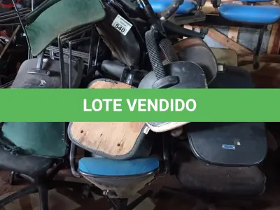 LOTE 540 - 01 LOTE COM VÁRIAS CADEIRAS DE ESCRITÓRIO MARCAS E MODELOS DIVERSOS. (NO ESTADO) ATENÇÃO! FAZER A VISITAÇÃO ANTES DE ARREMATAR, NÃO SABEMOS SE FUNCIONA. LEILÃO NÃO TEM GARANTIA E NEM DEVOLUÇÃO, SUJEITO A POSSÍVEIS AVARIAS VISÍVEIS/OCULTAS E/OU AUSÊNCIA DE COMPONENTES.