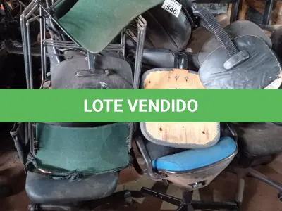 LOTE 540 - 01 LOTE COM VÁRIAS CADEIRAS DE ESCRITÓRIO MARCAS E MODELOS DIVERSOS. (NO ESTADO) ATENÇÃO! FAZER A VISITAÇÃO ANTES DE ARREMATAR, NÃO SABEMOS SE FUNCIONA. LEILÃO NÃO TEM GARANTIA E NEM DEVOLUÇÃO, SUJEITO A POSSÍVEIS AVARIAS VISÍVEIS/OCULTAS E/OU AUSÊNCIA DE COMPONENTES.