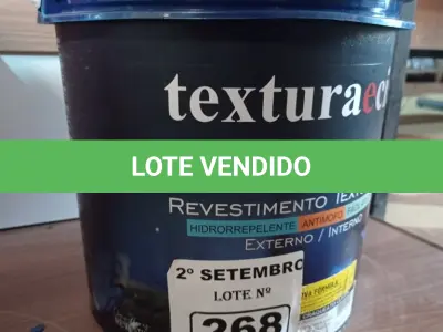 LOTE 268 - 01 BALDE DE REVESTIMENTO TEXTURIZADO INTERIORES/EXTERIORES NA COR BRANCO BASE. (NO ESTADO) ATENÇÃO! FAZER A VISITAÇÃO ANTES DE ARREMATAR, NÃO SABEMOS SE FUNCIONA. LEILÃO NÃO TEM GARANTIA E NEM DEVOLUÇÃO, SUJEITO A POSSÍVEIS AVARIAS VISÍVEIS/OCULTAS E/OU AUSÊNCIA DE COMPONENTES.