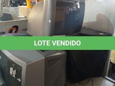 LOTE 506 - 03 TV’S DE TUBO MARCAS E MODELOS DIVERSOS. (NO ESTADO) ATENÇÃO! FAZER A VISITAÇÃO ANTES DE ARREMATAR, NÃO SABEMOS SE FUNCIONA. LEILÃO NÃO TEM GARANTIA E NEM DEVOLUÇÃO, SUJEITO A POSSÍVEIS AVARIAS VISÍVEIS/OCULTAS E/OU AUSÊNCIA DE COMPONENTES.