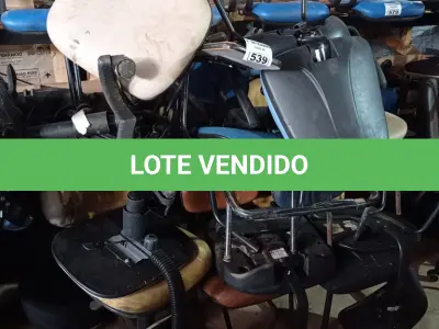 LOTE 539 - 01 LOTE COM VÁRIAS CADEIRAS DE ESCRITÓRIO MARCAS E MODELOS DIVERSOS. (NO ESTADO) ATENÇÃO! FAZER A VISITAÇÃO ANTES DE ARREMATAR, NÃO SABEMOS SE FUNCIONA. LEILÃO NÃO TEM GARANTIA E NEM DEVOLUÇÃO, SUJEITO A POSSÍVEIS AVARIAS VISÍVEIS/OCULTAS E/OU AUSÊNCIA DE COMPONENTES.