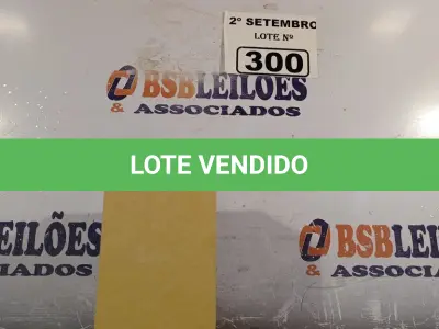 LOTE 300 - 01 CELULAR REDMI. (NO ESTADO) ATENÇÃO! FAZER A VISITAÇÃO ANTES DE ARREMATAR, NÃO SABEMOS SE FUNCIONA. LEILÃO NÃO TEM GARANTIA E NEM DEVOLUÇÃO, SUJEITO A POSSÍVEIS AVARIAS VISÍVEIS/OCULTAS E/OU AUSÊNCIA DE COMPONENTES.