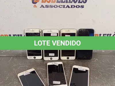 LOTE 312 - 06 CELULARES MARCAS IPHONE MODELOS DIVERSOS PARA RETIRADA DE PEÇAS. (NO ESTADO) ATENÇÃO! FAZER A VISITAÇÃO ANTES DE ARREMATAR, NÃO SABEMOS SE FUNCIONA. LEILÃO NÃO TEM GARANTIA E NEM DEVOLUÇÃO, SUJEITO A POSSÍVEIS AVARIAS VISÍVEIS/OCULTAS E/OU AUSÊNCIA DE COMPONENTES.