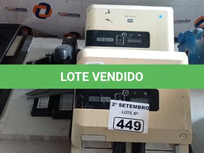 LOTE 449 - 01 GUILHOTINA DE MESA, 02 SCANERS HP, 01 SWITCH E 03 GRAMPEADORES MARCAS E MODELOS DIVERSOS. (NO ESTADO) ATENÇÃO! FAZER A VISITAÇÃO ANTES DE ARREMATAR, NÃO SABEMOS SE FUNCIONA. LEILÃO NÃO TEM GARANTIA E NEM DEVOLUÇÃO, SUJEITO A POSSÍVEIS AVARIAS VISÍVEIS/OCULTAS E/OU AUSÊNCIA DE COMPONENTES.