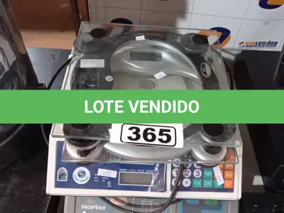 LOTE 365 - 02 BALANÇAS DIGITAIS E 02 BALANÇAS DE USO DOMÉSTICO MARCAS E MODELOS DIVERSOS. (NO ESTADO) ATENÇÃO! FAZER A VISITAÇÃO ANTES DE ARREMATAR, NÃO SABEMOS SE FUNCIONA. LEILÃO NÃO TEM GARANTIA E NEM DEVOLUÇÃO, SUJEITO A POSSÍVEIS AVARIAS VISÍVEIS/OCULTAS E/OU AUSÊNCIA DE COMPONENTES.