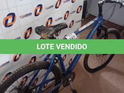 LOTE 567 - 01 BICICLETA ARO 29. (NO ESTADO) ATENÇÃO! FAZER A VISITAÇÃO ANTES DE ARREMATAR, NÃO SABEMOS SE FUNCIONA. LEILÃO NÃO TEM GARANTIA E NEM DEVOLUÇÃO, SUJEITO A POSSÍVEIS AVARIAS VISÍVEIS/OCULTAS E/OU AUSÊNCIA DE COMPONENTES.