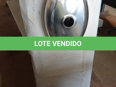 LOTE 507 - 01 PIA EM AÇO INOX CIMENTADA COM 01 CUBA MEDINDO 1,80M X 0,53CM. (NO ESTADO) ATENÇÃO! FAZER A VISITAÇÃO ANTES DE ARREMATAR, NÃO SABEMOS SE FUNCIONA. LEILÃO NÃO TEM GARANTIA E NEM DEVOLUÇÃO, SUJEITO A POSSÍVEIS AVARIAS VISÍVEIS/OCULTAS E/OU AUSÊNCIA DE COMPONENTES.