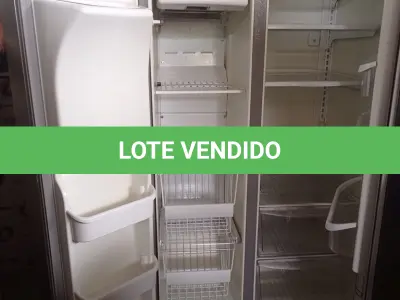 LOTE 564 - 01 GELADEIRA 220V. (NO ESTADO) ATENÇÃO! FAZER A VISITAÇÃO ANTES DE ARREMATAR, NÃO SABEMOS SE FUNCIONA. LEILÃO NÃO TEM GARANTIA E NEM DEVOLUÇÃO, SUJEITO A POSSÍVEIS AVARIAS VISÍVEIS/OCULTAS E/OU AUSÊNCIA DE COMPONENTES.