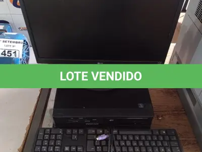 LOTE 452 - 01 CPU, 01 MONITOR E 02 TECLADOS. (NO ESTADO) ATENÇÃO! FAZER A VISITAÇÃO ANTES DE ARREMATAR, NÃO SABEMOS SE FUNCIONA. LEILÃO NÃO TEM GARANTIA E NEM DEVOLUÇÃO, SUJEITO A POSSÍVEIS AVARIAS VISÍVEIS/OCULTAS E/OU AUSÊNCIA DE COMPONENTES.