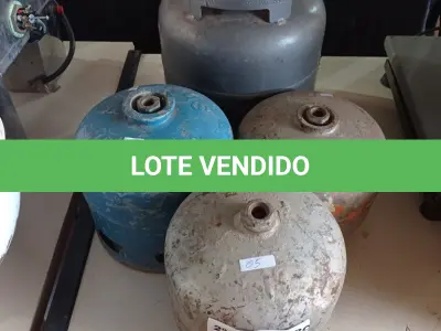 LOTE 289 - 03 BOTIJÕES DE GÁS P2 E 01 P5. (NO ESTADO) ATENÇÃO! FAZER A VISITAÇÃO ANTES DE ARREMATAR, NÃO SABEMOS SE FUNCIONA. LEILÃO NÃO TEM GARANTIA E NEM DEVOLUÇÃO, SUJEITO A POSSÍVEIS AVARIAS VISÍVEIS/OCULTAS E/OU AUSÊNCIA DE COMPONENTES.