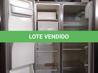 LOTE 564 - 01 GELADEIRA 220V. (NO ESTADO) ATENÇÃO! FAZER A VISITAÇÃO ANTES DE ARREMATAR, NÃO SABEMOS SE FUNCIONA. LEILÃO NÃO TEM GARANTIA E NEM DEVOLUÇÃO, SUJEITO A POSSÍVEIS AVARIAS VISÍVEIS/OCULTAS E/OU AUSÊNCIA DE COMPONENTES.