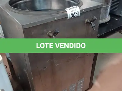 LOTE 361 - 01 REFRESQUEIRA INDUSTRIAL EM AÇO INOX. (NO ESTADO) ATENÇÃO! FAZER A VISITAÇÃO ANTES DE ARREMATAR, NÃO SABEMOS SE FUNCIONA. LEILÃO NÃO TEM GARANTIA E NEM DEVOLUÇÃO, SUJEITO A POSSÍVEIS AVARIAS VISÍVEIS/OCULTAS E/OU AUSÊNCIA DE COMPONENTES.