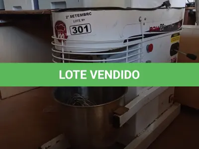 LOTE 301 - 01 MASSEIRA INDUSTRIAL. (NO ESTADO) ATENÇÃO! FAZER A VISITAÇÃO ANTES DE ARREMATAR, NÃO SABEMOS SE FUNCIONA. LEILÃO NÃO TEM GARANTIA E NEM DEVOLUÇÃO, SUJEITO A POSSÍVEIS AVARIAS VISÍVEIS/OCULTAS E/OU AUSÊNCIA DE COMPONENTES.
