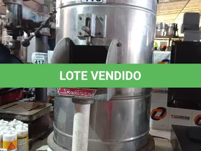 LOTE 416 - 01 DESCASCADOR DE BATATAS INDUSTRIAL. (NO ESTADO) ATENÇÃO! FAZER A VISITAÇÃO ANTES DE ARREMATAR, NÃO SABEMOS SE FUNCIONA. LEILÃO NÃO TEM GARANTIA E NEM DEVOLUÇÃO, SUJEITO A POSSÍVEIS AVARIAS VISÍVEIS/OCULTAS E/OU AUSÊNCIA DE COMPONENTES.