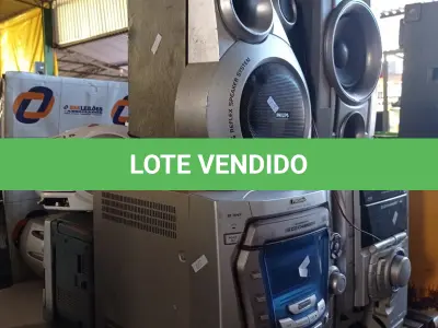 LOTE 314 - 01 LOTE COM VÁRIOS APARELHOS DE SOM MARCAS E MODELOS DIVERSOS. (NO ESTADO) ATENÇÃO! FAZER A VISITAÇÃO ANTES DE ARREMATAR, NÃO SABEMOS SE FUNCIONA. LEILÃO NÃO TEM GARANTIA E NEM DEVOLUÇÃO, SUJEITO A POSSÍVEIS AVARIAS VISÍVEIS/OCULTAS E/OU AUSÊNCIA DE COMPONENTES.