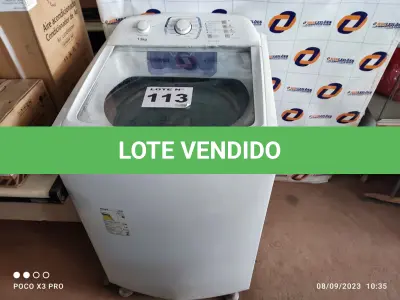 LOTE 113 - 01 - LAVADORA ELECTROLUX 13 KG (NO ESTADO, NÃO SABEMOS SE FUNCIONA. LEILÃO NÃO TEM GARANTIA E NEM DEVOLUÇÃO, SUJEITO A POSSÍVEIS AVARIAS VISÍVEIS/OCULTAS E/OU AUSÊNCIA DE COMPONENTES)