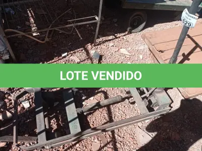 LOTE 629 - 01 CARRINHO PARA TRANSPORTE DE CARGAS COM AVARIAS. (NO ESTADO) ATENÇÃO! FAZER A VISITAÇÃO ANTES DE ARREMATAR, NÃO SABEMOS SE FUNCIONA. LEILÃO NÃO TEM GARANTIA E NEM DEVOLUÇÃO, SUJEITO A POSSÍVEIS AVARIAS VISÍVEIS/OCULTAS E/OU AUSÊNCIA DE COMPONENTES.
