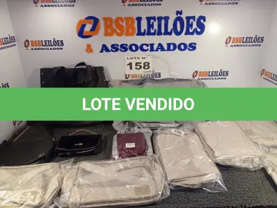LOTE 158 - 12 - BOLSAS NECESSAIRE LIPO MANUAL CORPS LIGNEA, 04 BOLSAS DIVERSAS E 02 BOLSAS SACOLA DE MÃO SENDO 01 PEQUENA. (NO ESTADO, NÃO SABEMOS SE FUNCIONA. LEILÃO NÃO TEM GARANTIA E NEM DEVOLUÇÃO, SUJEITO A POSSÍVEIS AVARIAS VISÍVEIS/OCULTAS E/OU AUSÊNCIA DE COMPONENTES)
