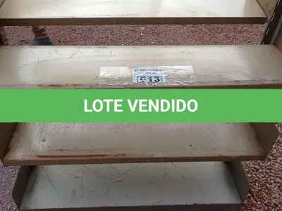 LOTE 613 - 01 ESTANTE EM AÇO COM 08 PRATELEIRAS. (NO ESTADO) ATENÇÃO! FAZER A VISITAÇÃO ANTES DE ARREMATAR, NÃO SABEMOS SE FUNCIONA. LEILÃO NÃO TEM GARANTIA E NEM DEVOLUÇÃO, SUJEITO A POSSÍVEIS AVARIAS VISÍVEIS/OCULTAS E/OU AUSÊNCIA DE COMPONENTES.