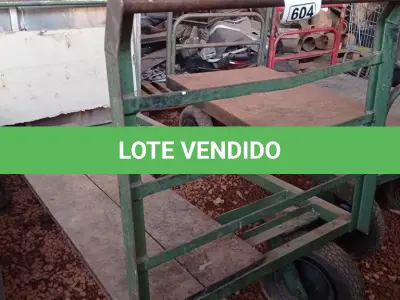LOTE 604 - 01 CARRINHO PARA TRANSPORTE DE CARGAS COM AVARIAS. (NO ESTADO) ATENÇÃO! FAZER A VISITAÇÃO ANTES DE ARREMATAR, NÃO SABEMOS SE FUNCIONA. LEILÃO NÃO TEM GARANTIA E NEM DEVOLUÇÃO, SUJEITO A POSSÍVEIS AVARIAS VISÍVEIS/OCULTAS E/OU AUSÊNCIA DE COMPONENTES.