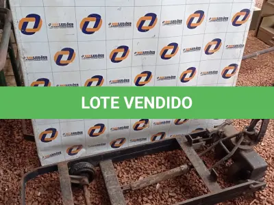 LOTE 618 - 01 CARRINHO PARA TRANSPORTE DE CARGAS COM AVARIAS. (NO ESTADO) ATENÇÃO! FAZER A VISITAÇÃO ANTES DE ARREMATAR, NÃO SABEMOS SE FUNCIONA. LEILÃO NÃO TEM GARANTIA E NEM DEVOLUÇÃO, SUJEITO A POSSÍVEIS AVARIAS VISÍVEIS/OCULTAS E/OU AUSÊNCIA DE COMPONENTES.