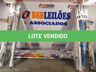 LOTE 030 - 08 – GUARDA SOL (NO ESTADO, NÃO SABEMOS SE FUNCIONA. LEILÃO NÃO TEM GARANTIA E NEM DEVOLUÇÃO, SUJEITO A POSSÍVEIS AVARIAS VISÍVEIS/OCULTAS E/OU AUSÊNCIA DE COMPONENTES)