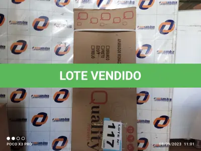 LOTE 117 - 01- APARADOR MONACO (NO ESTADO, NÃO SABEMOS SE FUNCIONA. LEILÃO NÃO TEM GARANTIA E NEM DEVOLUÇÃO, SUJEITO A POSSÍVEIS AVARIAS VISÍVEIS/OCULTAS E/OU AUSÊNCIA DE COMPONENTES)