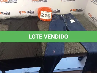 LOTE 216 - 12 – PEÇAS DE ROUPAS FEMININAS DIVERSAS (NO ESTADO, NÃO SABEMOS SE FUNCIONA. LEILÃO NÃO TEM GARANTIA E NEM DEVOLUÇÃO, SUJEITO A POSSÍVEIS AVARIAS VISÍVEIS/OCULTAS E/OU AUSÊNCIA DE COMPONENTES)